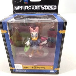 New Disney Mini Figure World Daisy Duck Shopping Collectible